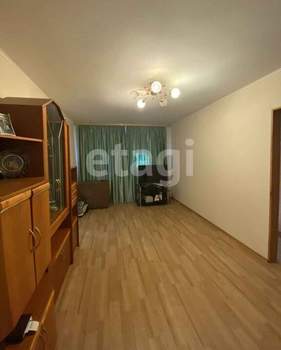 2-к квартира, вторичка, 45м2, 1/5 этаж
