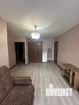 2-к квартира, вторичка, 42м2, 2/5 этаж