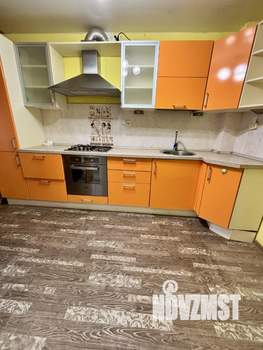 2-к квартира, вторичка, 52м2, 1/10 этаж