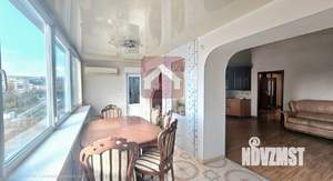 3-к квартира, вторичка, 100м2, 10/10 этаж