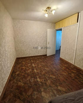 2-к квартира, вторичка, 43м2, 1/5 этаж