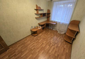 2-к квартира, вторичка, 43м2, 1/5 этаж