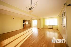 4-к квартира, вторичка, 129м2, 15/17 этаж