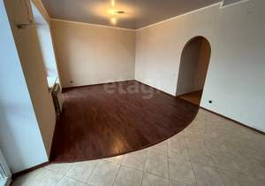 2-к квартира, вторичка, 54м2, 1/3 этаж