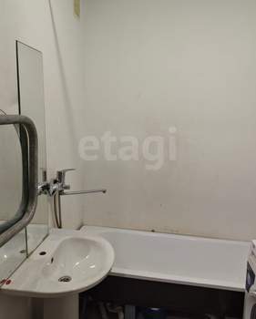 1-к квартира, вторичка, 42м2, 7/10 этаж