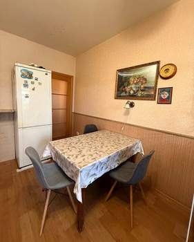 2-к квартира, вторичка, 60м2, 2/10 этаж