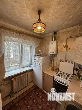 2-к квартира, вторичка, 45м2, 3/5 этаж