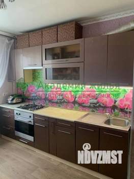 3-к квартира, вторичка, 63м2, 9/10 этаж