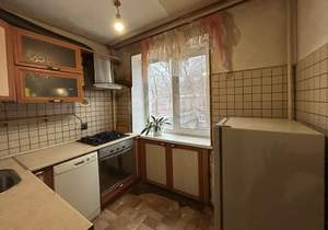 3-к квартира, вторичка, 58м2, 2/5 этаж