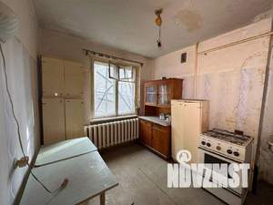 2-к квартира, вторичка, 49м2, 1/9 этаж