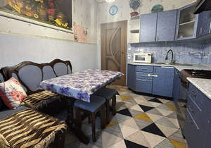 2-к квартира, вторичка, 61м2, 1/4 этаж