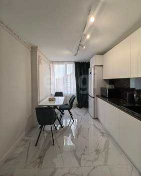 3-к квартира, вторичка, 81м2, 6/23 этаж