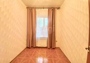 3-к квартира, вторичка, 49м2, 1/4 этаж