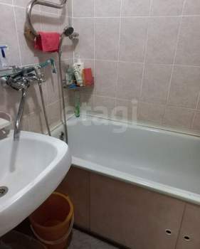 2-к квартира, вторичка, 46м2, 8/10 этаж