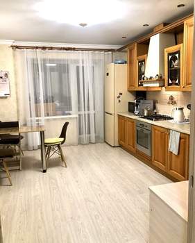 3-к квартира, вторичка, 95м2, 2/8 этаж