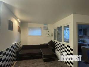 3-к квартира, вторичка, 42м2, 1/5 этаж