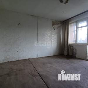 3-к квартира, вторичка, 58м2, 1/2 этаж