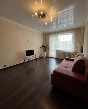 2-к квартира, вторичка, 52м2, 4/10 этаж
