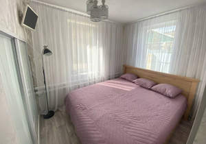 3-к квартира, вторичка, 57м2, 1/1 этаж