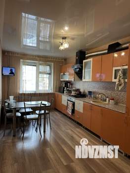 3-к квартира, вторичка, 82м2, 1/11 этаж