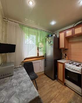 2-к квартира, вторичка, 44м2, 1/6 этаж