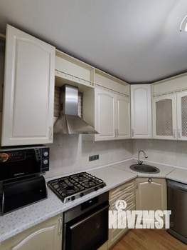 2-к квартира, вторичка, 61м2, 1/5 этаж