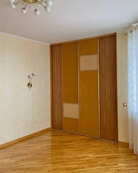 2-к квартира, вторичка, 93м2, 8/12 этаж