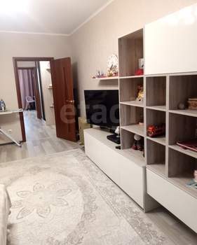 2-к квартира, вторичка, 60м2, 6/10 этаж
