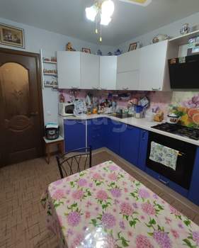2-к квартира, вторичка, 52м2, 3/10 этаж