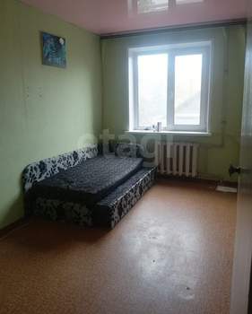 2-к квартира, вторичка, 43м2, 1/9 этаж