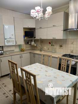 4-к квартира, вторичка, 95м2, 2/2 этаж