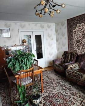 4-к квартира, вторичка, 75м2, 9/9 этаж