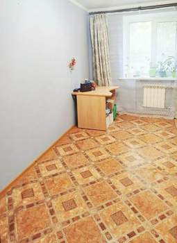 2-к квартира, вторичка, 44м2, 1/5 этаж