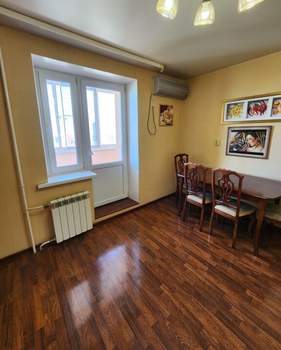 4-к квартира, вторичка, 100м2, 10/10 этаж