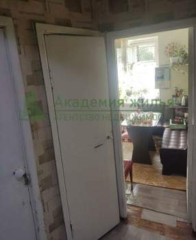 3-к квартира, вторичка, 58м2, 5/5 этаж