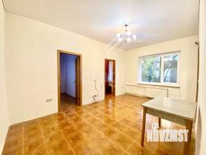 3-к квартира, вторичка, 49м2, 1/4 этаж