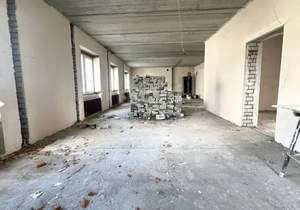 3-к квартира, вторичка, 130м2, 8/9 этаж