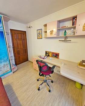 4-к квартира, вторичка, 85м2, 5/10 этаж