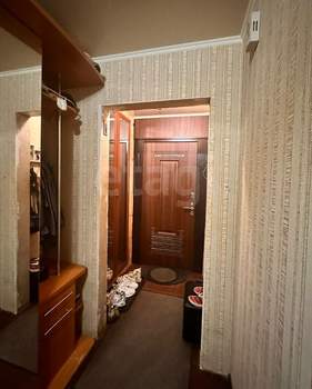 4-к квартира, вторичка, 78м2, 2/9 этаж
