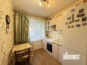 3-к квартира, вторичка, 60м2, 1/9 этаж