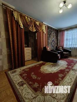 2-к квартира, вторичка, 42м2, 1/5 этаж