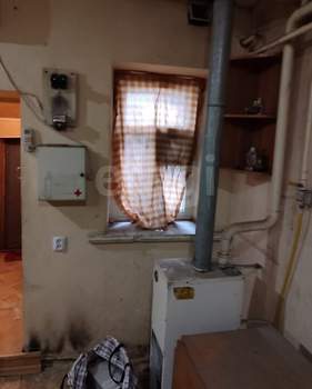 2-к квартира, вторичка, 40м2, 1/1 этаж