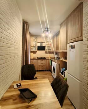 3-к квартира, вторичка, 58м2, 2/4 этаж
