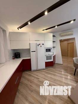 3-к квартира, вторичка, 110м2, 7/23 этаж