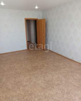 3-к квартира, вторичка, 80м2, 10/10 этаж