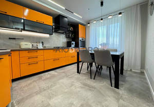 4-к квартира, вторичка, 115м2, 10/11 этаж