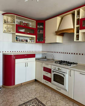 3-к квартира, вторичка, 84м2, 9/10 этаж