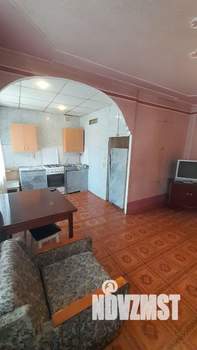 2-к квартира, вторичка, 42м2, 1/5 этаж