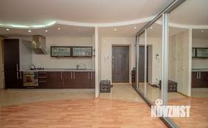 2-к квартира, вторичка, 66м2, 3/10 этаж