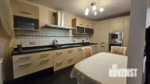 3-к квартира, вторичка, 82м2, 1/10 этаж